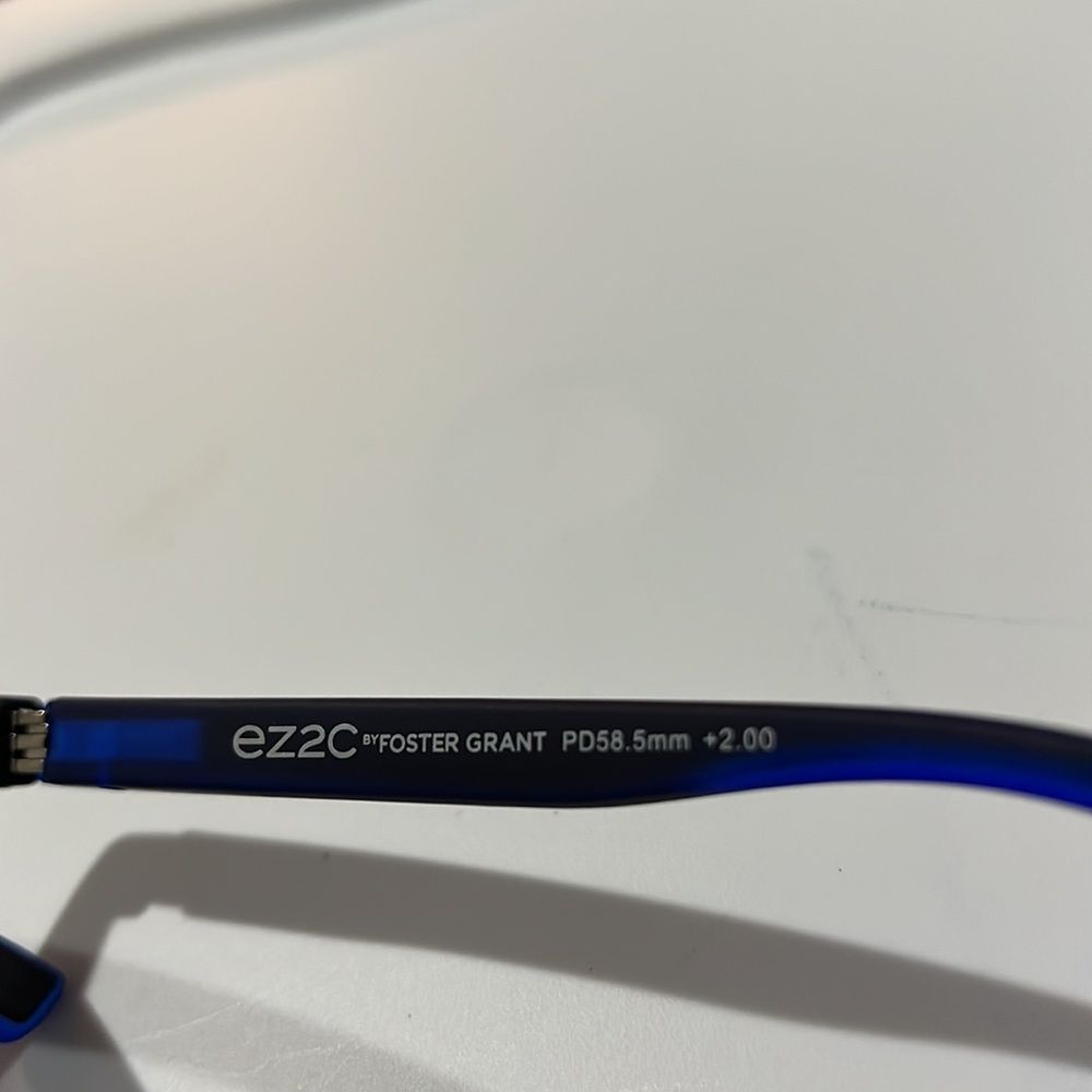 EZ2C Foster Grant Readers Black Matte. 2.00 NWT - Picture 6 of 6